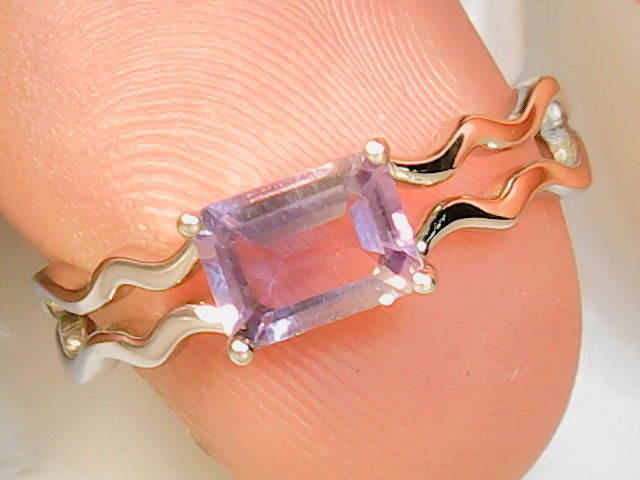 aurora paperclip ring amethyst