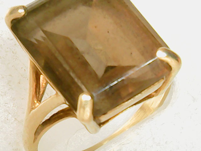 Smokey quartz ring 10ktyellow