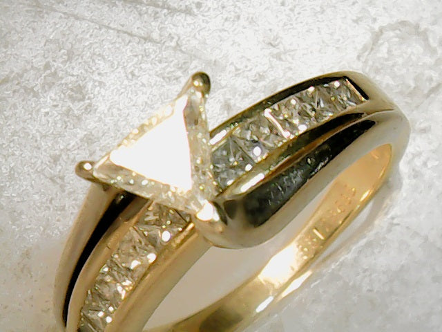 Ladies trillion diamond engage