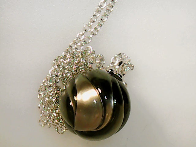 14ktwhite pacifica necklace