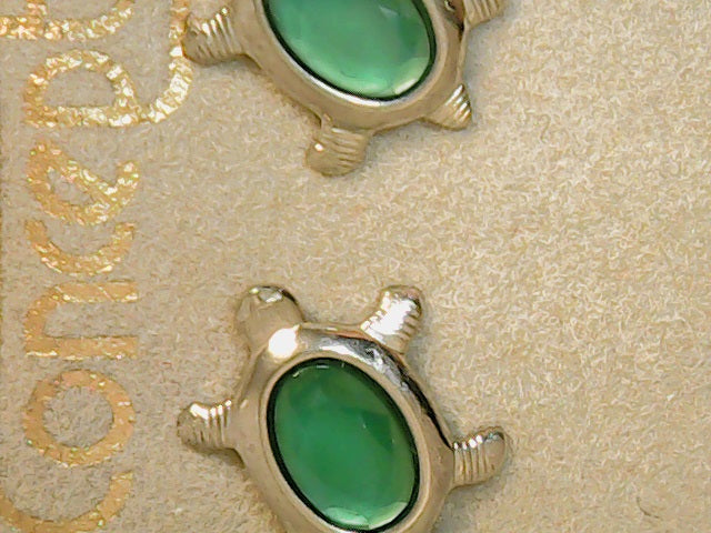 green onyx turtle