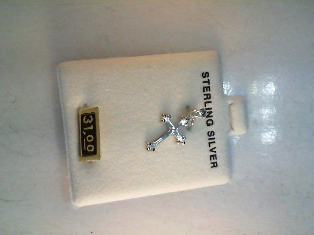 Cross with tips