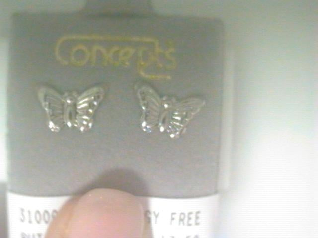 concept erg, butterfly stud